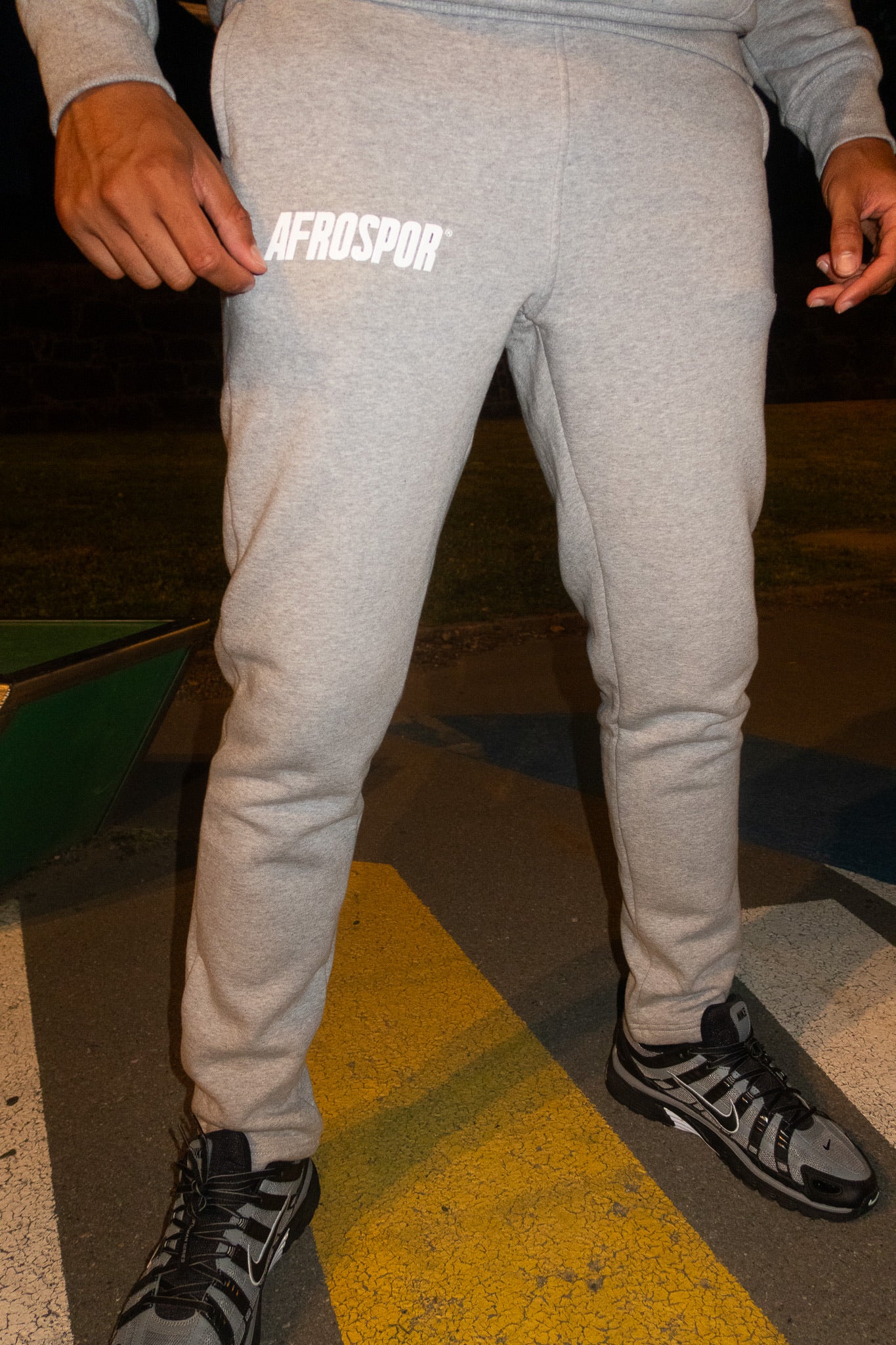 Tapered Sweatpant